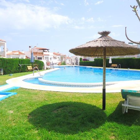 Villa Peperent Casa Pino Nerja Esterno foto