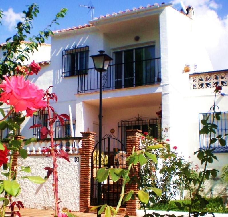 Villa Peperent Casa Pino Nerja Esterno foto