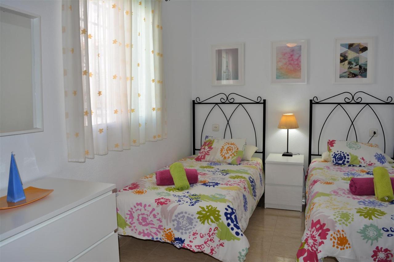 Villa Peperent Casa Pino Nerja Esterno foto