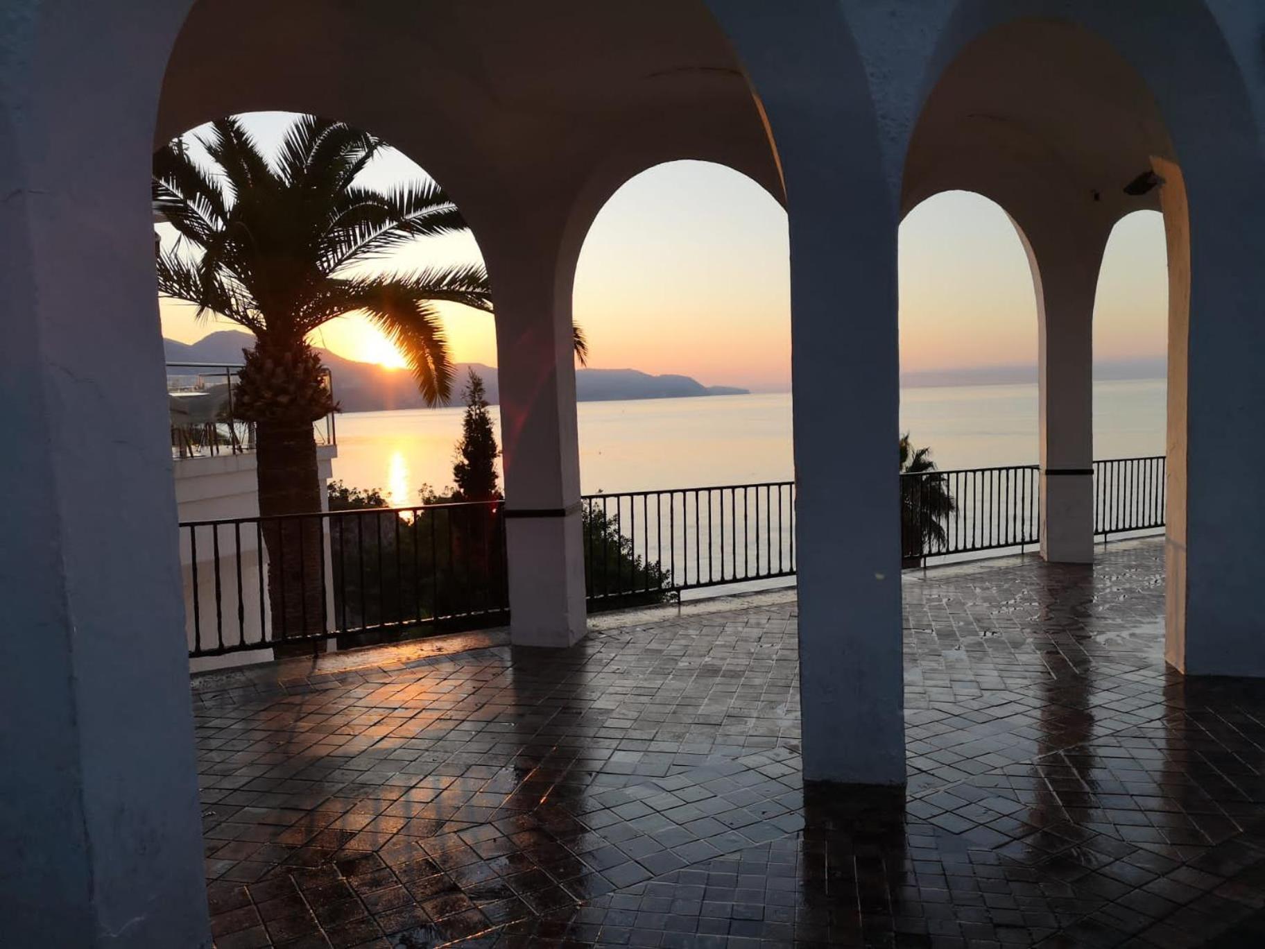 Villa Peperent Casa Pino Nerja Esterno foto