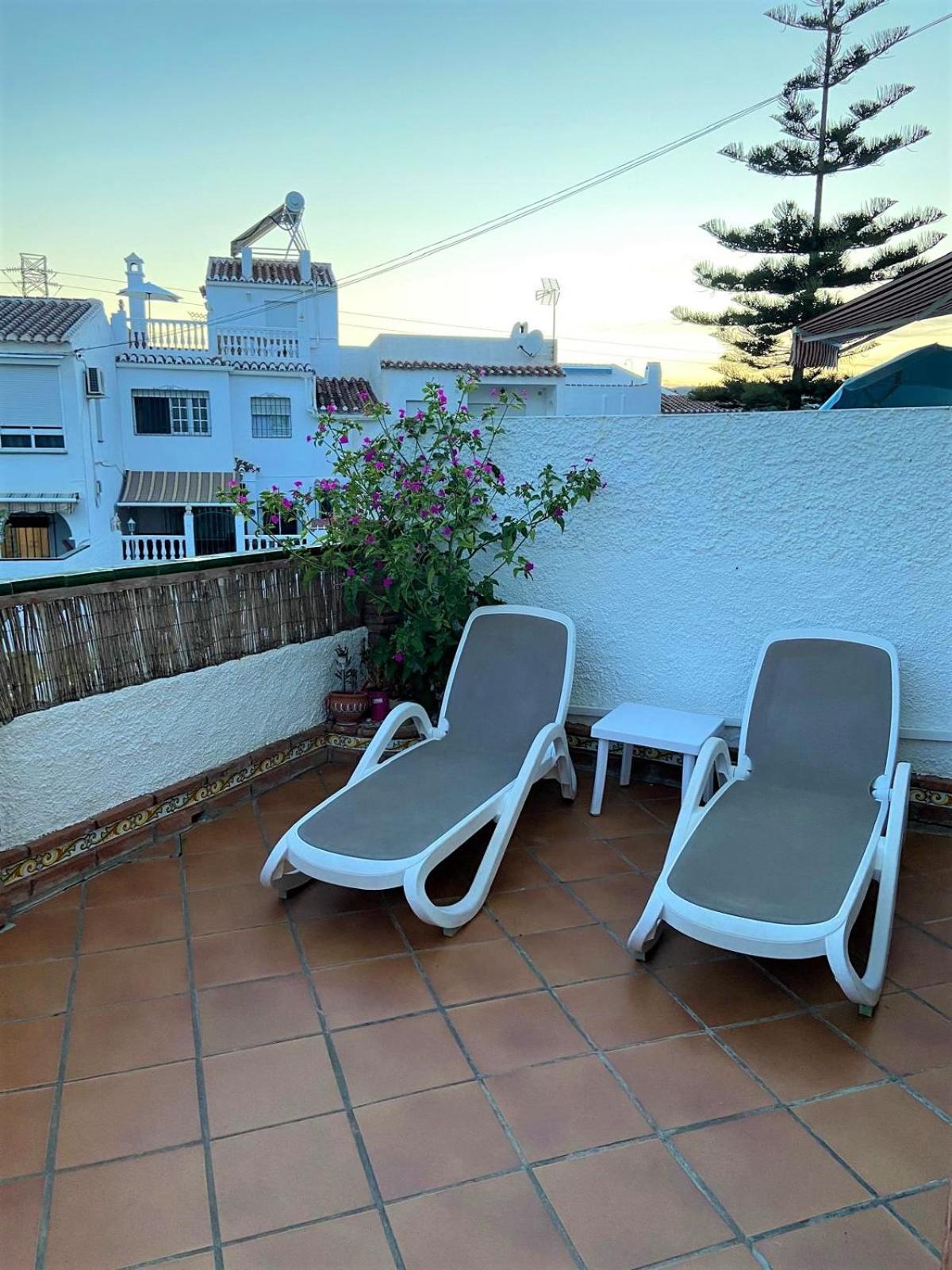 Villa Peperent Casa Pino Nerja Esterno foto