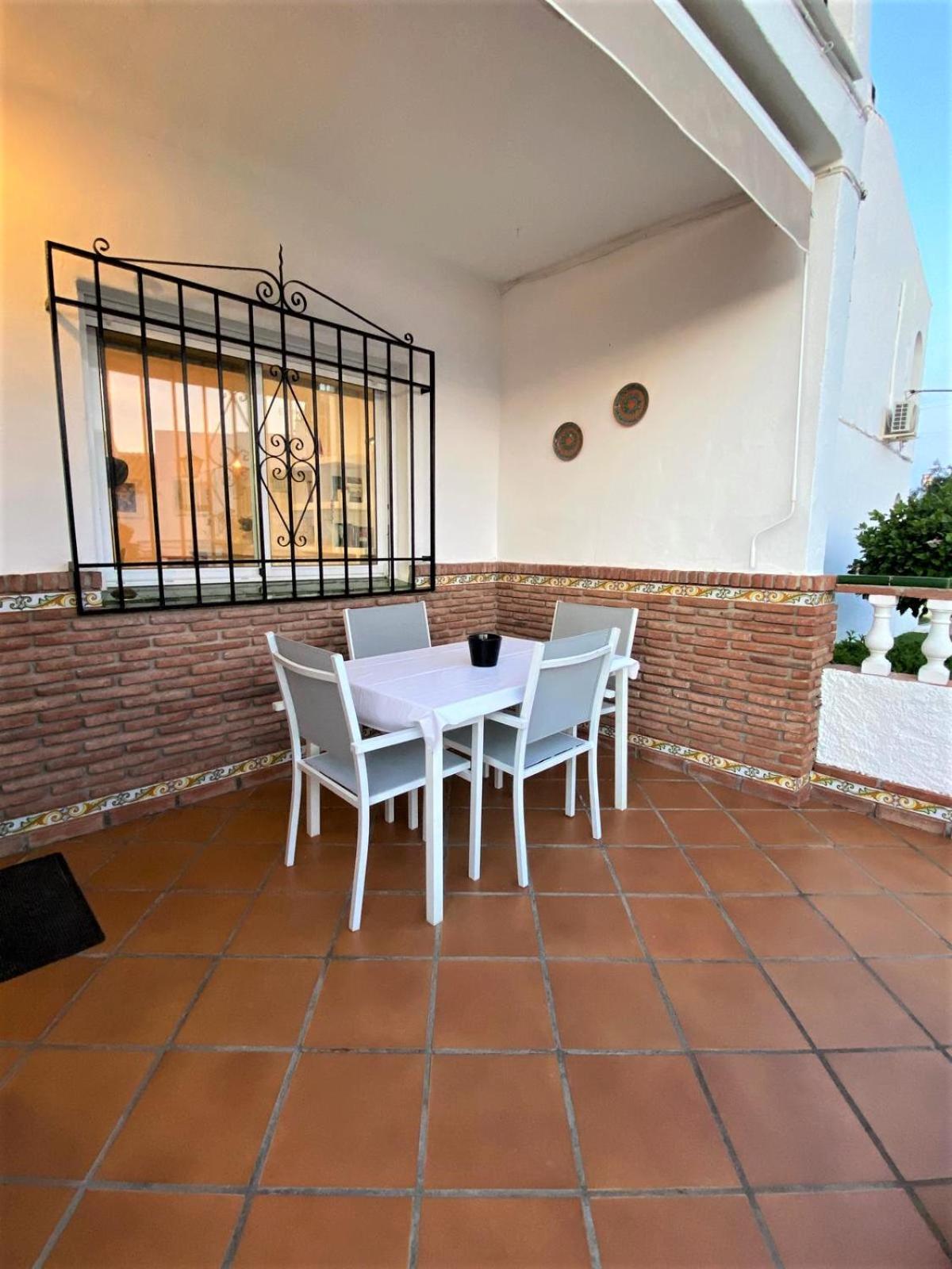 Villa Peperent Casa Pino Nerja Esterno foto